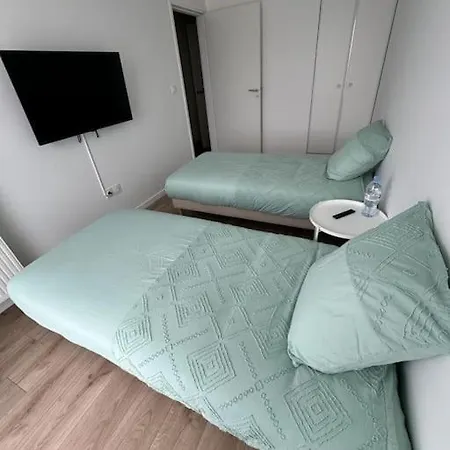 Proche De Toute Commodite - Proche Orly * שאווילי-לארו